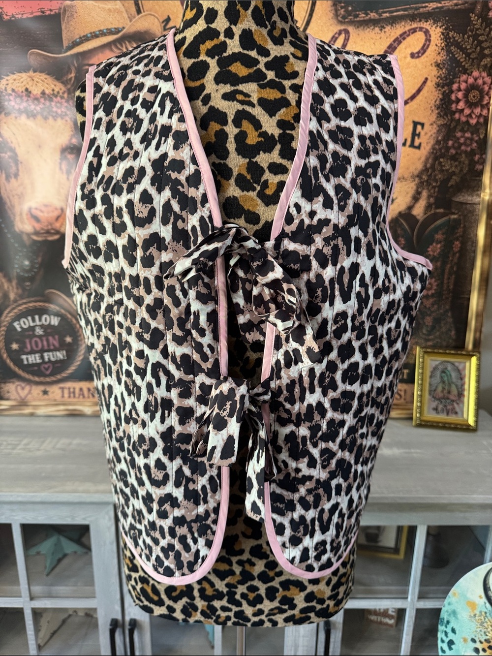 SWEET GENERIS Women's Leopard Print Tie-Front Vest with Pink Trim - Sz Large
